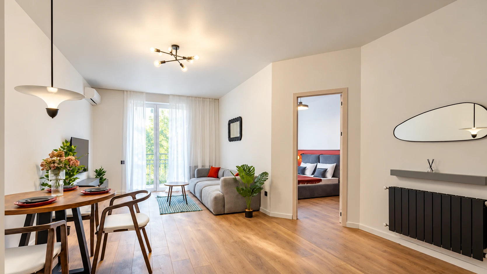 მისაღები, სასადილო ზონა და საძინებლის შესასვლელი